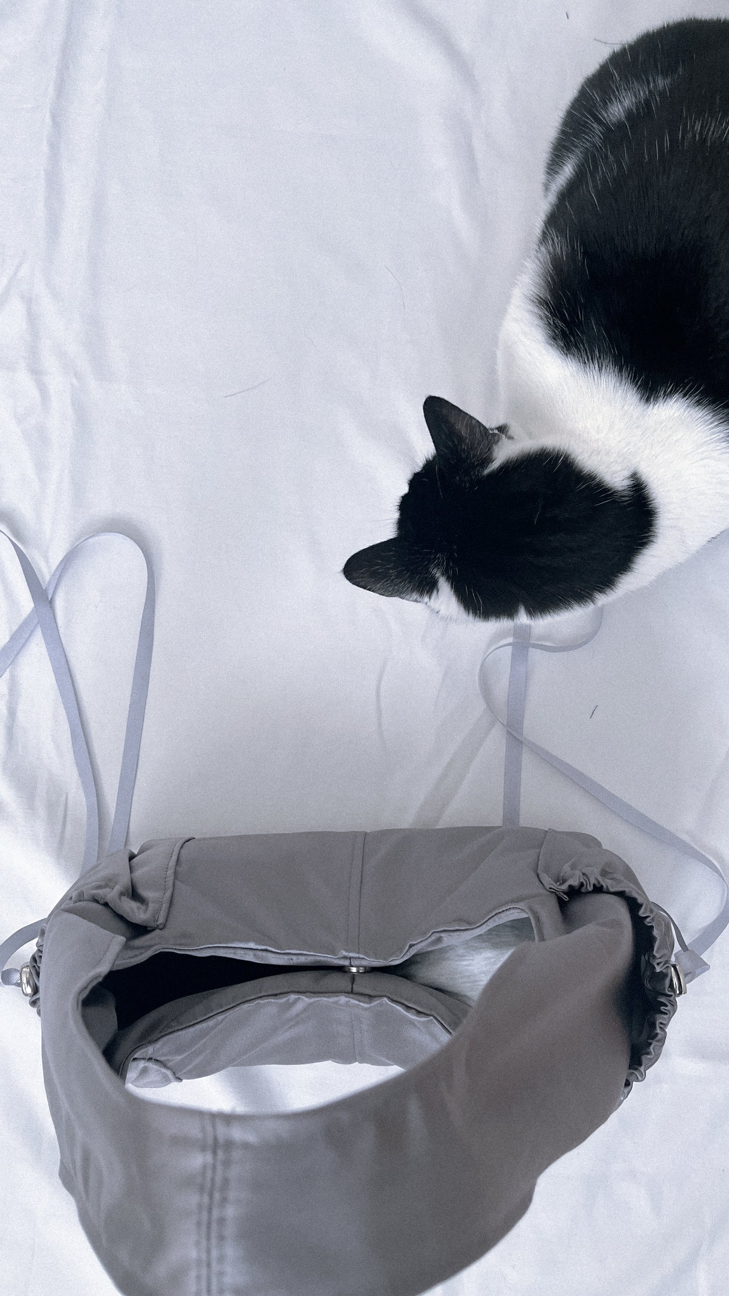 Grey pockets bag