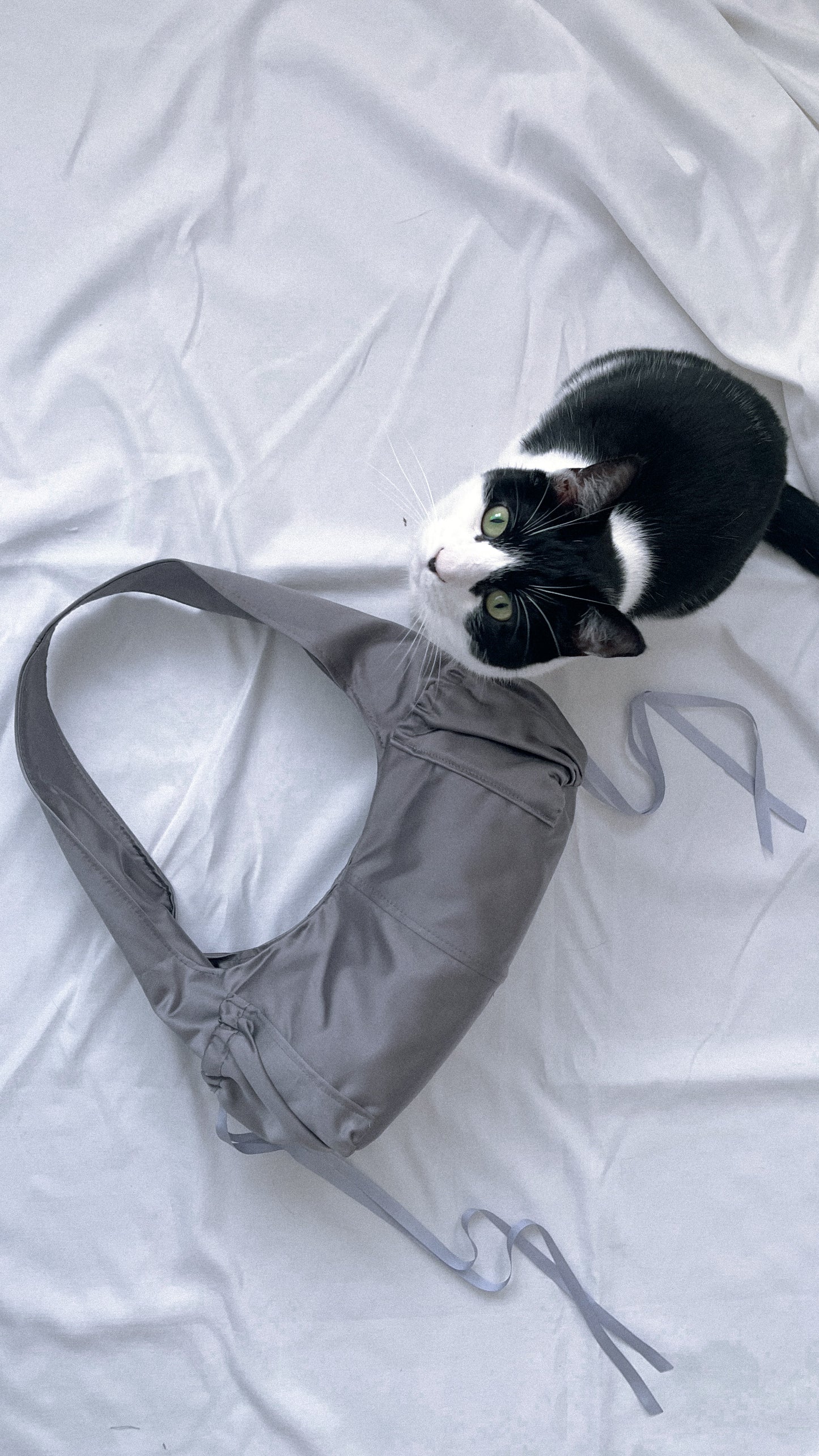 Grey pockets bag